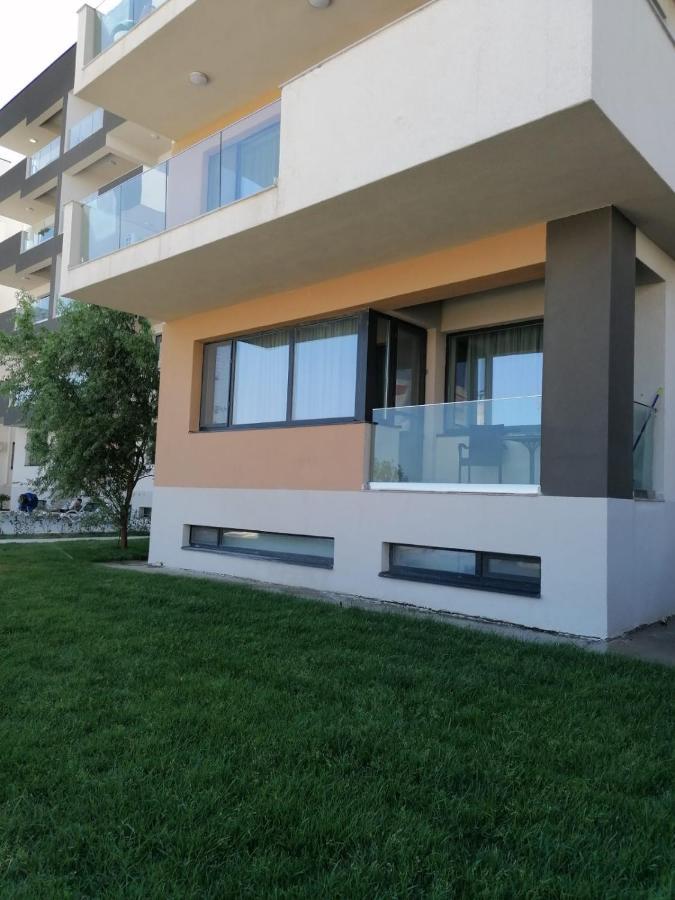 Beach View Apartment Navodari Bagian luar foto